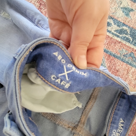 AEO super low rise super stretch distressed jeans - Picture 7 of 10